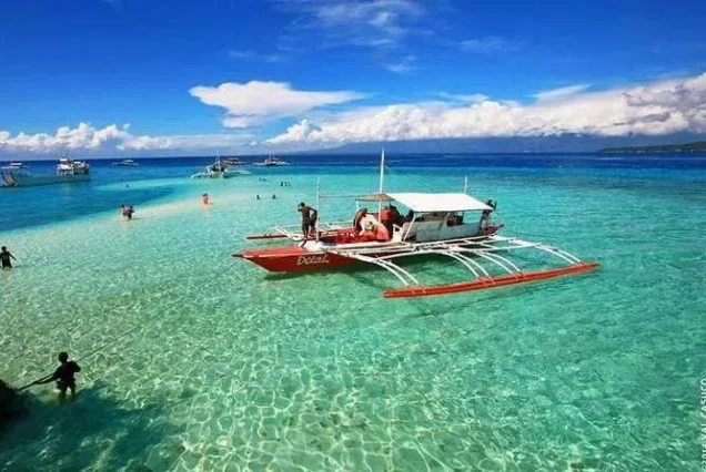Island Hopping in Mactan Cebu.