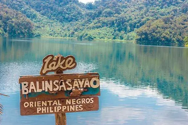 Balinsasayao Lake