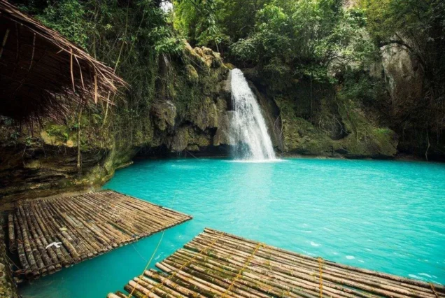 Kawasan Falls located in the Badian,Cebu.